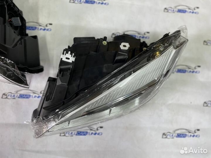 Фара левая правая BMW X1 E84 рест ксенон