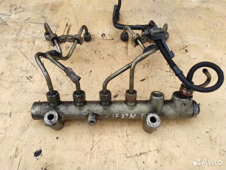 Рампа топливная Z17DTL Z17DTH Opel Astra H