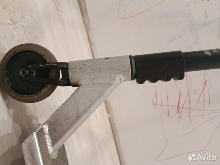 Трюковой самокат стрит