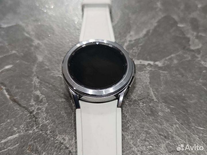 Samsung galaxy watch 4 classic 42mm