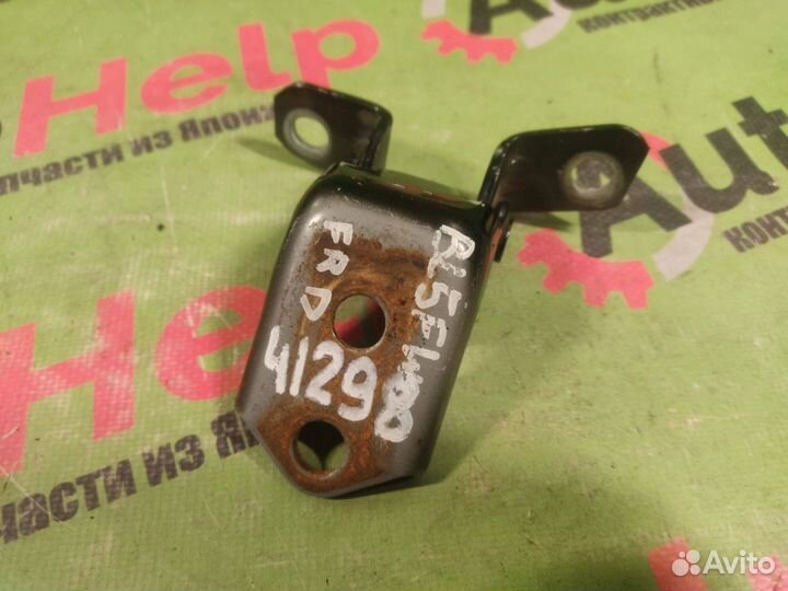 Петля двери mazda axela BL5FW перед право