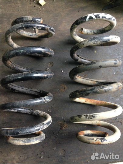 Пружина задняя Geely emgrand x7