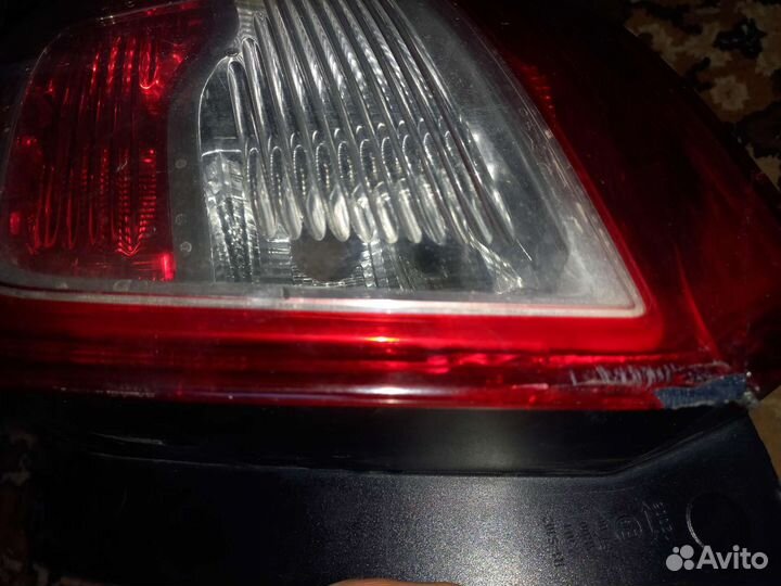 Задние фонарь