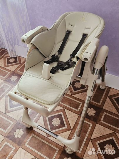 Стульчик для кормления luxmom