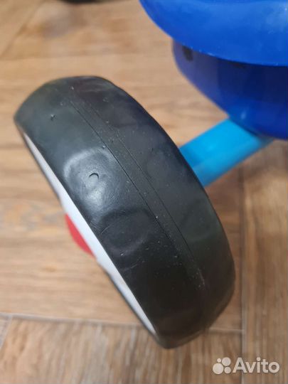 Детский трехколесный велосипед