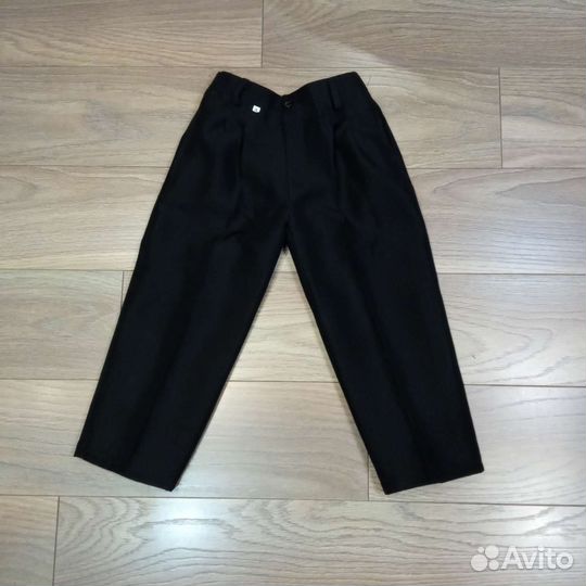 Костюм новый тройка для мальчика р.86