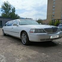 Lincoln Town Car 4.6 AT, 2002, 185 591 км, с пробегом, цена 1 300 000 руб.