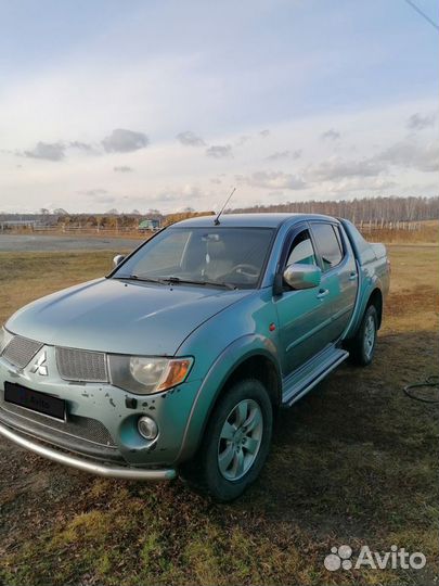 Mitsubishi L200 2.5 AT, 2007, 245 000 км