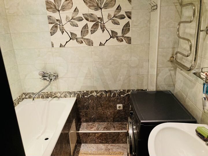 3-к. квартира, 92 м², 4/10 эт.