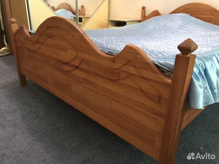 Кровать двухспальная с матрасом бу 160 200