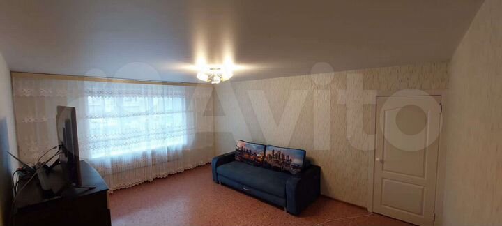 3-к. квартира, 90 м², 1/10 эт.