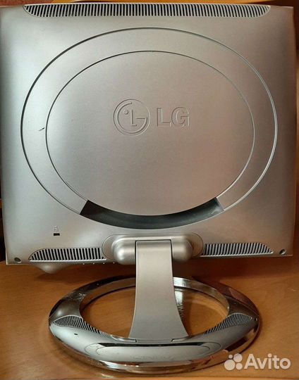 Монитор LG flatron