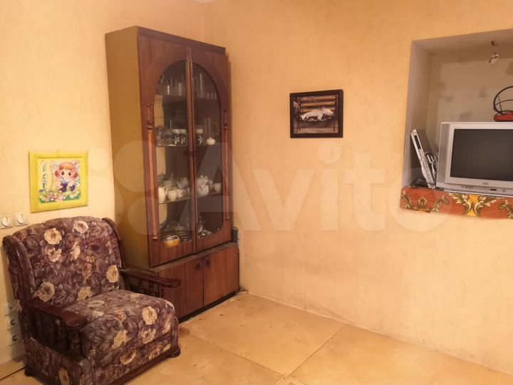 Комната 16,8 м² в 3-к., 1/2 эт.