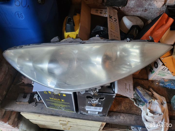 Фара peugeot 308 правая