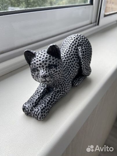 Статуэтка фигурка кошка