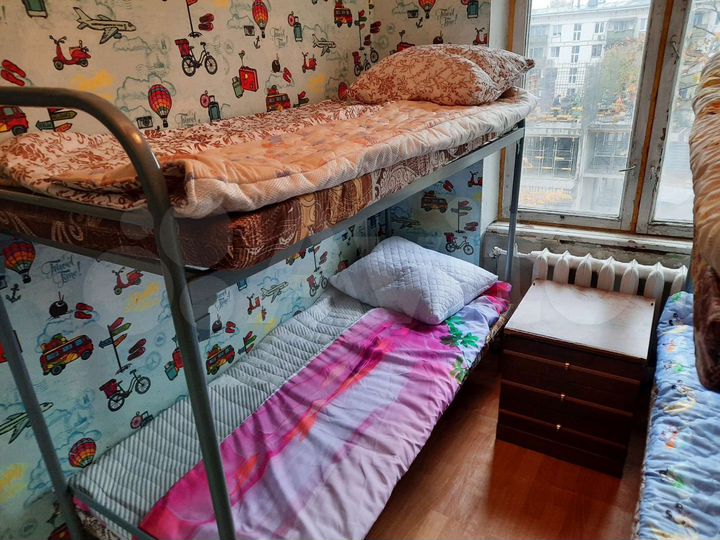 Комната 14 м² в 3-к., 3/9 эт.