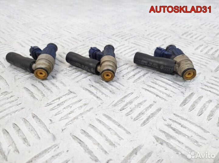 Форсунка инжекторная VW Golf 4 2,0 AZJ 06A906031AC