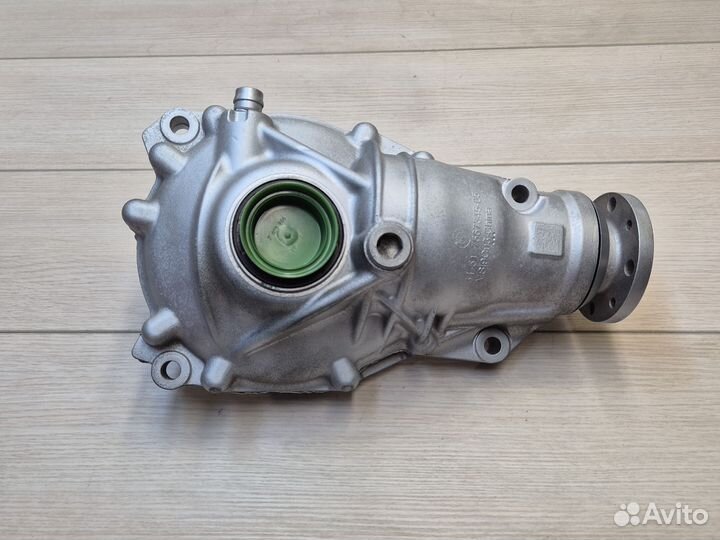 Редуктор передний BMW X4 F26 20dX 3,73