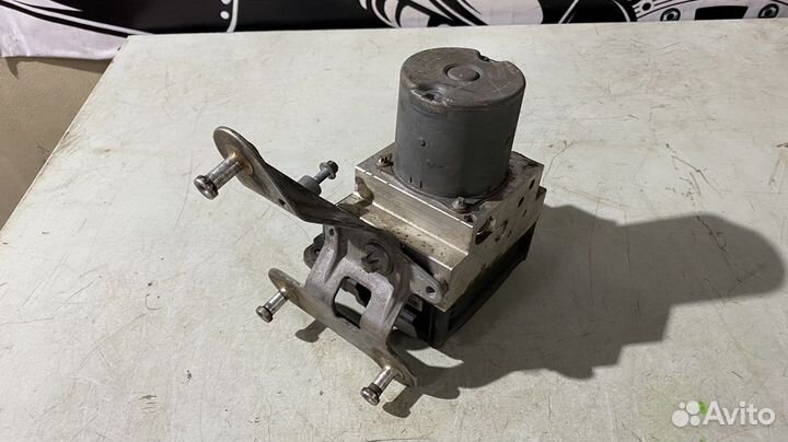 Блок ABS Mercedes Benz W211