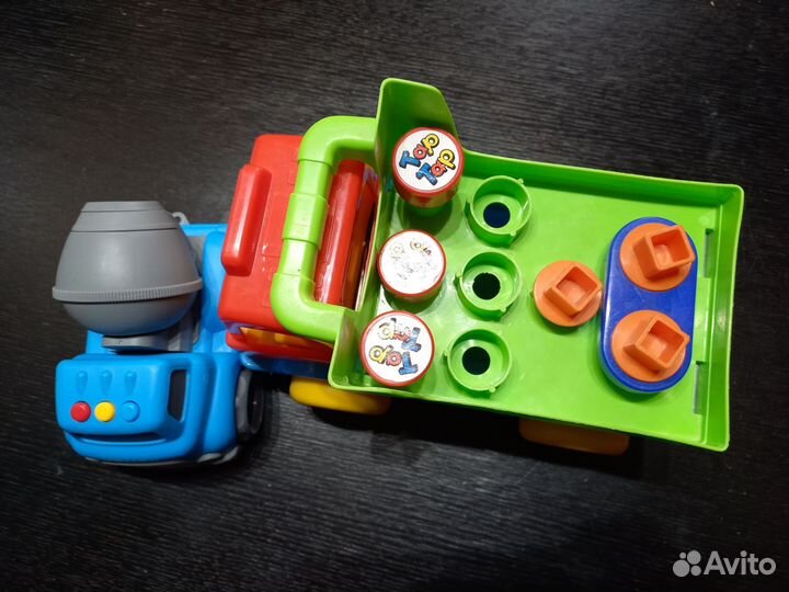 Детские игрушки