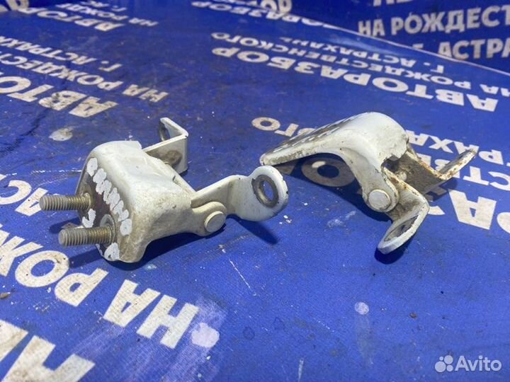 Петля двери Lifan Solano седан LF481Q3 2012