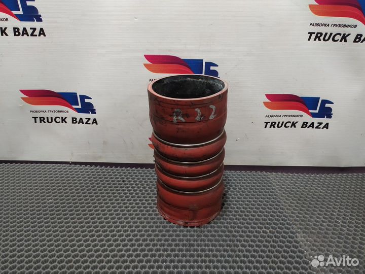 7420986427 Патрубок интеркулера Renault Premium