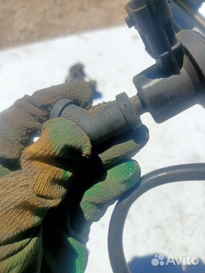 Клапан электромагнитный Chevrolet Aveo T300 2011