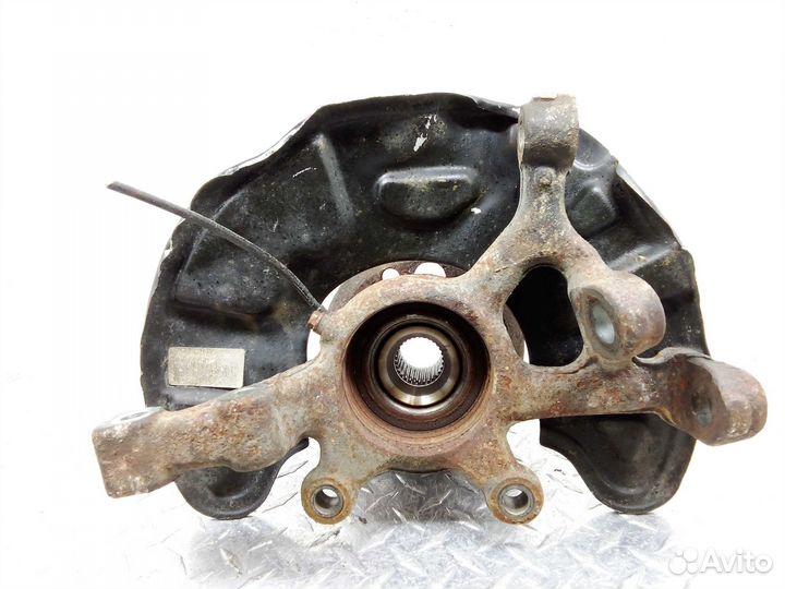 Кулак поворотный левый Mercedes GLK 204