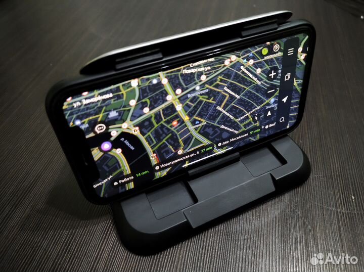 Держатель для смарфона в машину