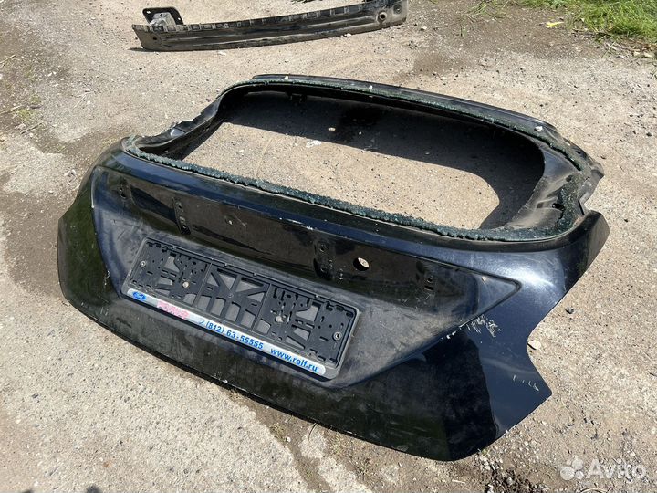 Крышка багажника Ford Focus 3