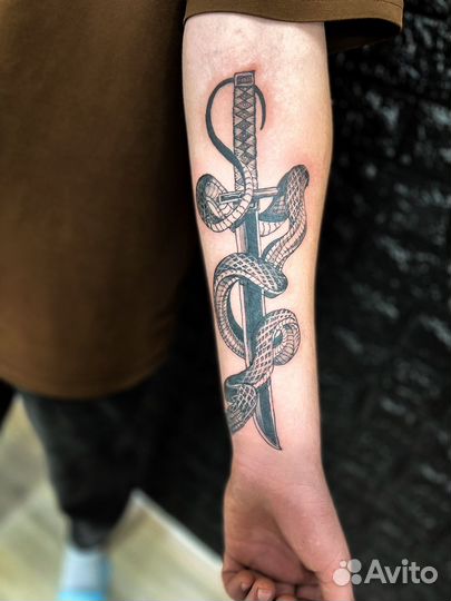 Тату мастер