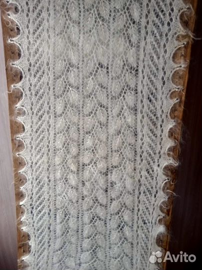 Пуховые шарфы белые