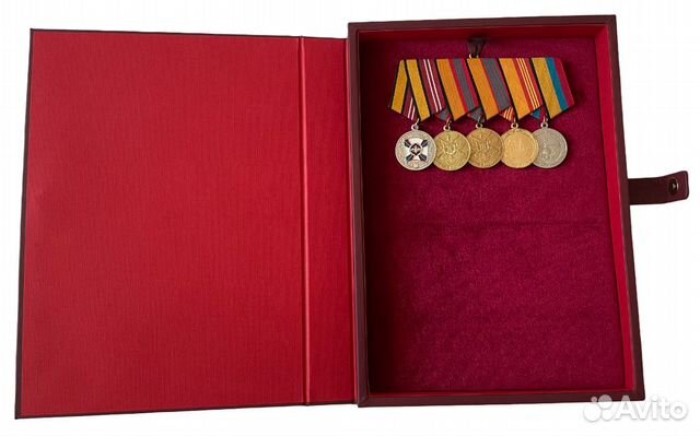 Футляр для медалей (орденов, значков)