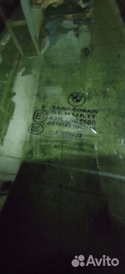 Стекло задней правой двери BMW X3 E83