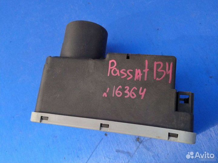 Компрессор центрального замка Volkswagen Passat