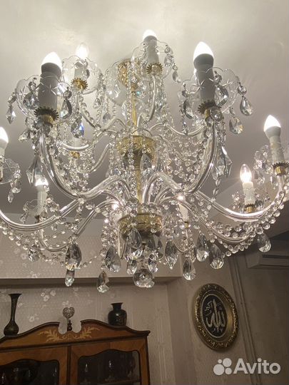 Люстра 16- ти рожковая хрустальная Чехия