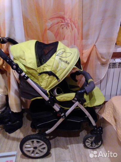 Коляска универсальная