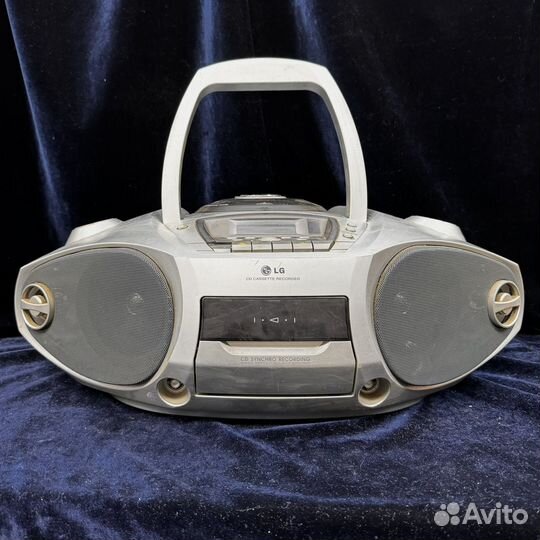 Магнитола LG CD проигрыватель Кассетная (сзр)