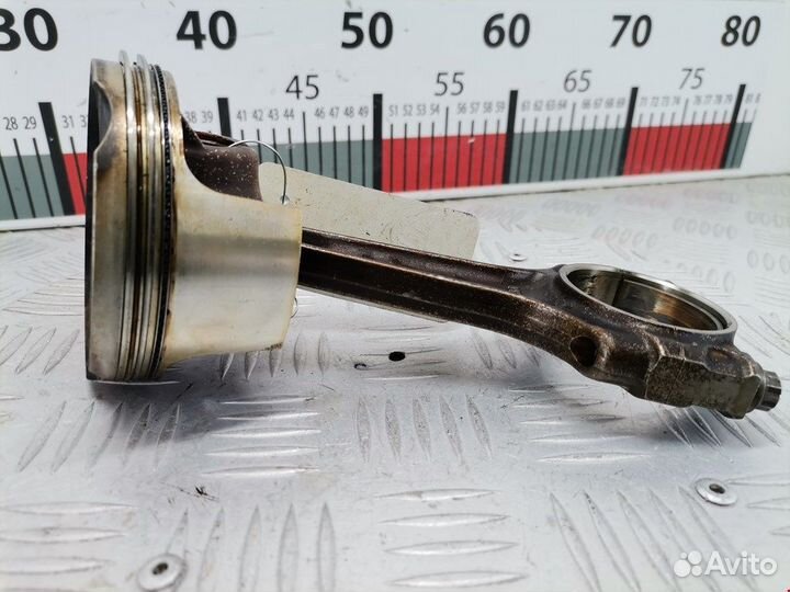 Поршень с шатуном для Maserati Quattroporte 5