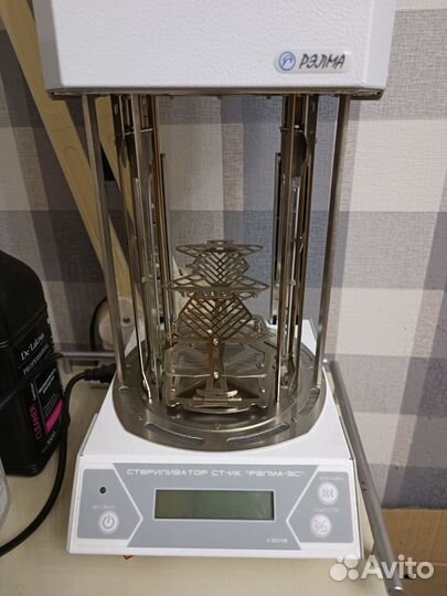 Стерилизатор для маникюрных инструментов