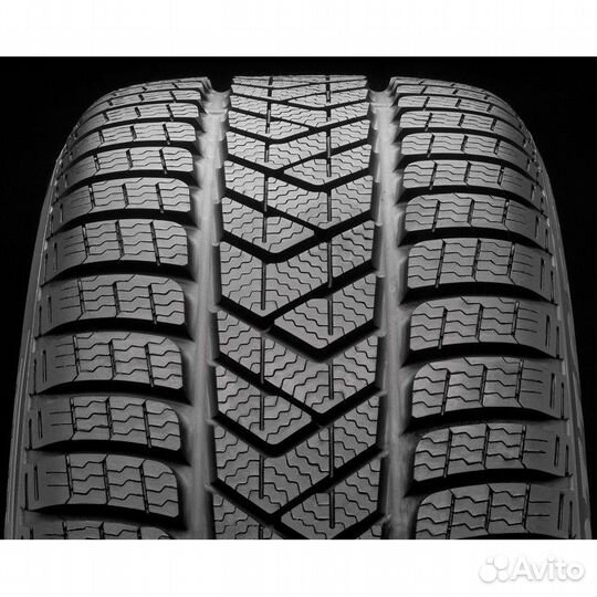 Pirelli Winter Sottozero 3 225/45 R18 95V