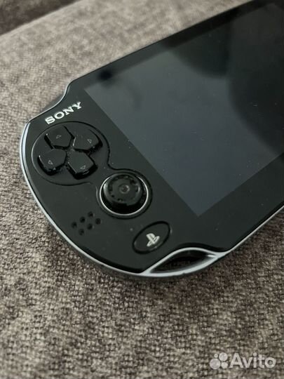 Sony playstation Vita 3G + 8 картриджей