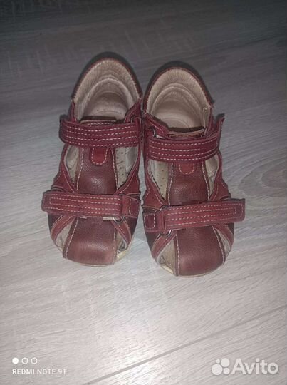 Сандалии для девочки