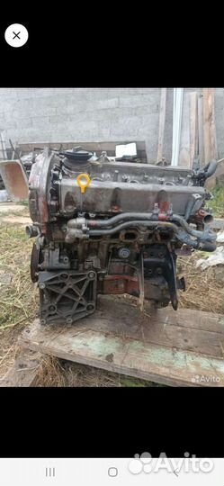 Двигатель в разборе vq20de