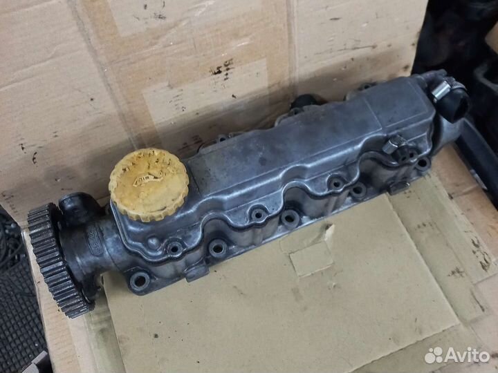 Opel C14NZ постель 90234971 распредвал крышка