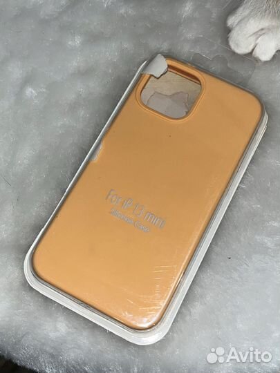 Чехол на iPhone 13 mini