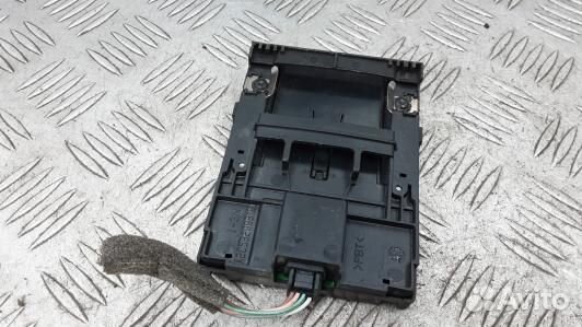 Замок зажигания renault megane 3 (95X04QK01)