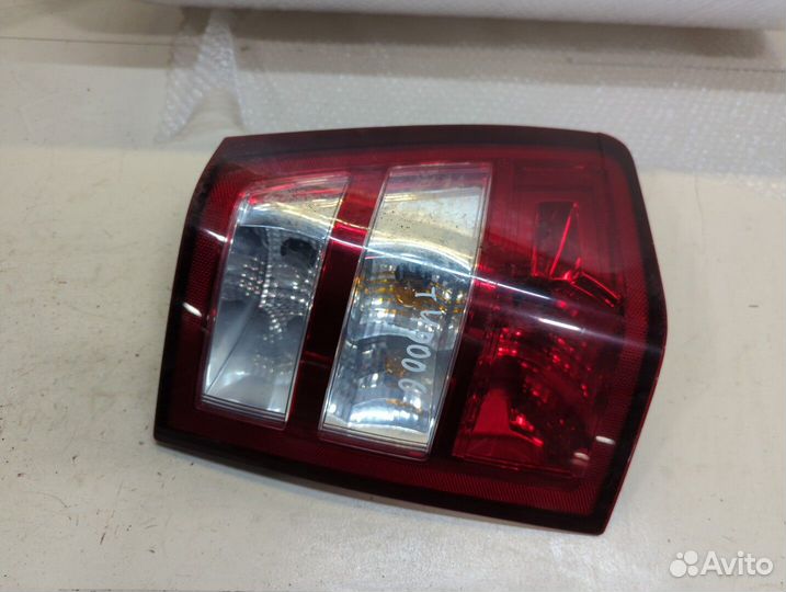 Фонарь (задний) левый Jeep Grand Cherokee