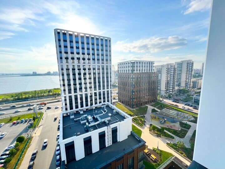 4-к. квартира, 102 м², 14/20 эт.