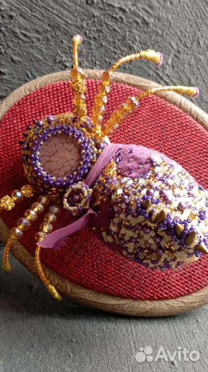 Брошь ручной работы 